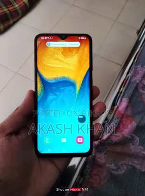 Samsung Galaxy A30 32 GB Red