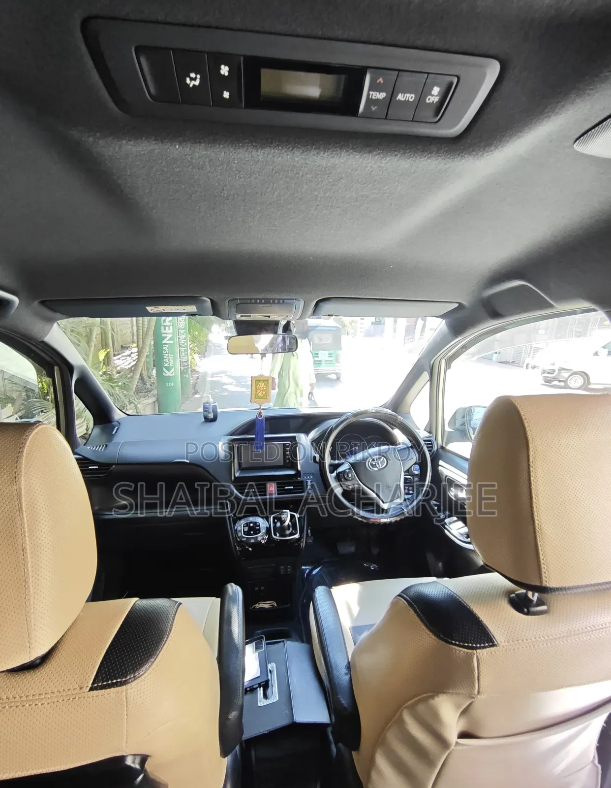 Toyota Noah 2019 Brown