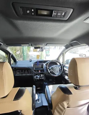 Toyota Noah 2019 Brown