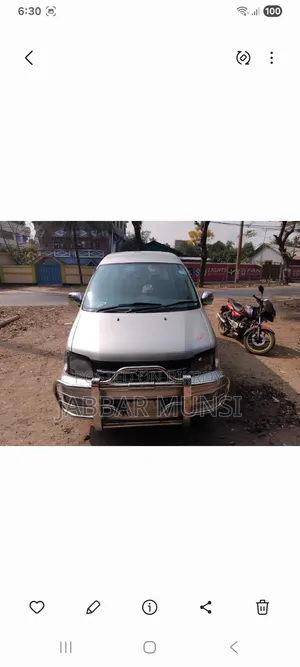 Toyota Noah 2004 Silver