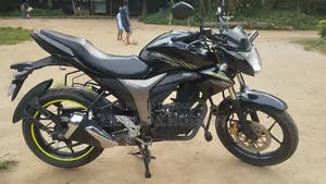 সুজুকি জিক্সার মনোটোন ২০২৪ ব্ল্যাক