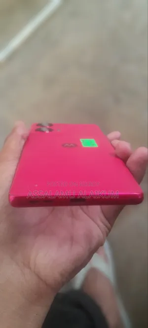Motorola Moto G85 256 GB Red