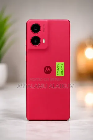Motorola Moto G85 256 GB Red