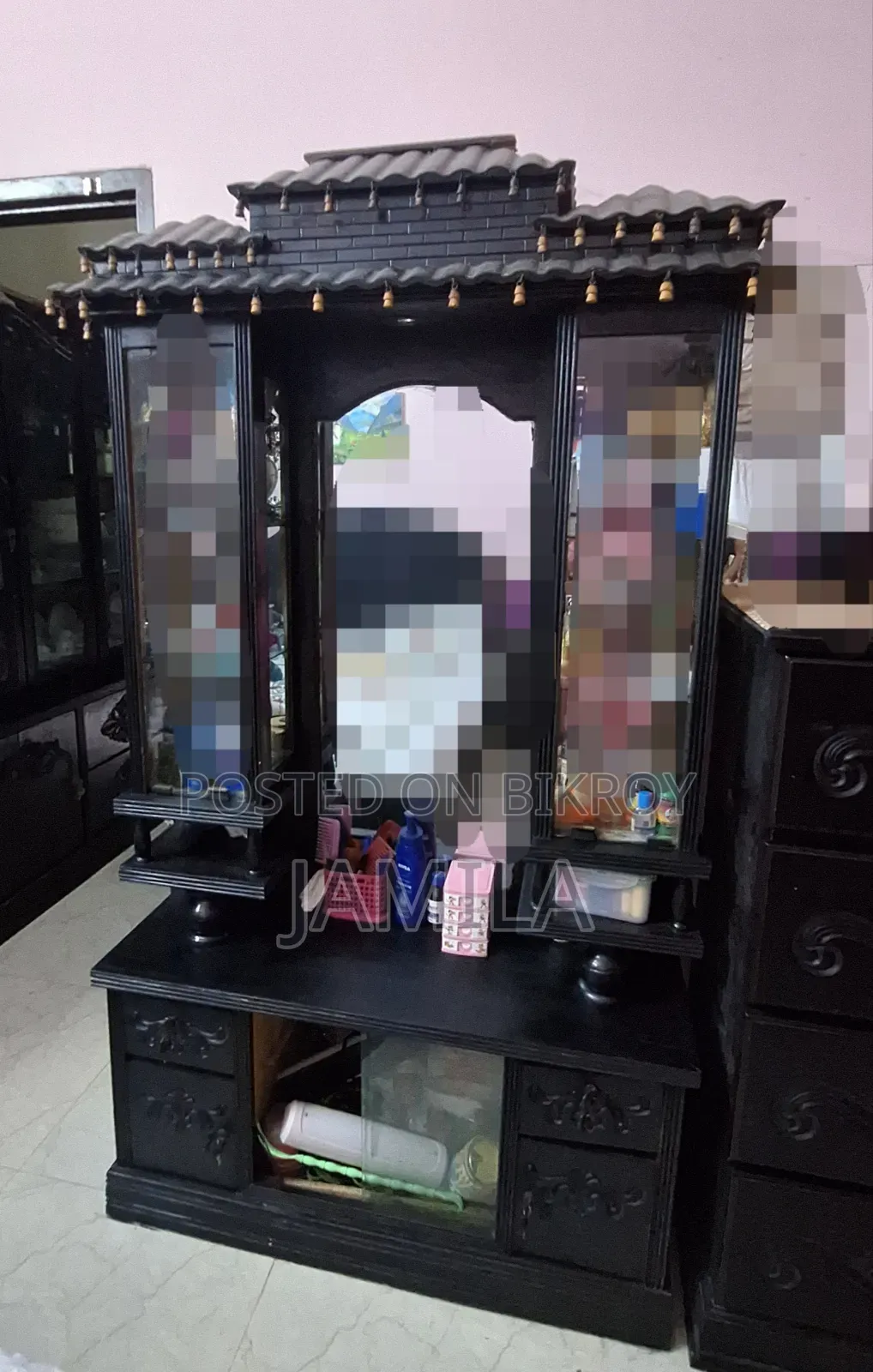 Wooden Dressing Table
