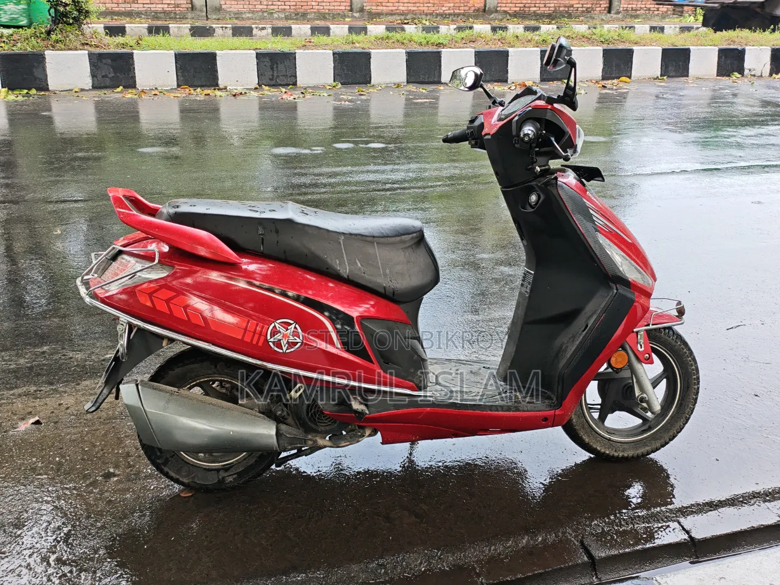 হিরো মায়েস্ট্রো এজ ১১০ এক্সটেক ২০২৩ রেড