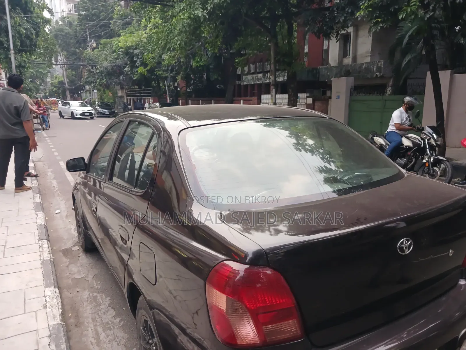 Toyota Platz 2000