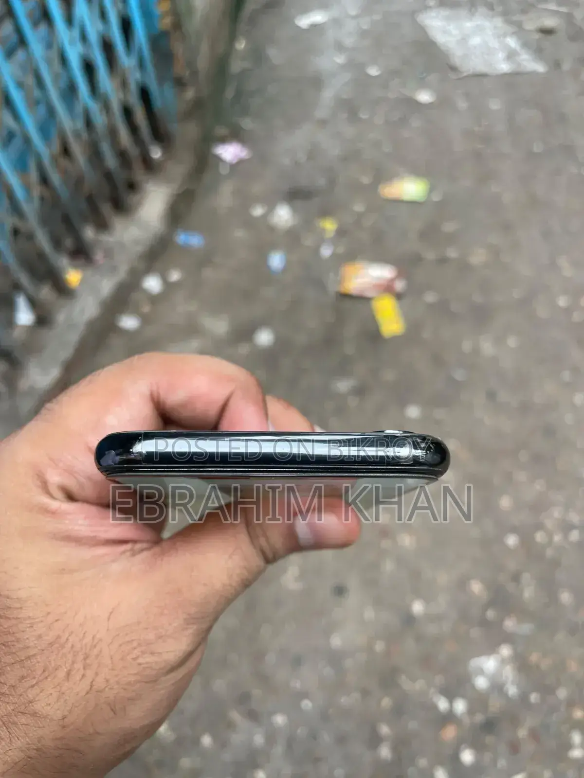 Mobile Phone 64 GB Black