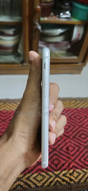 Apple iPhone 7 32 GB Silver