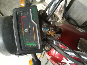 Bajaj Boxer 100 2010 Red