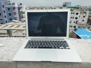 Laptop Apple MacBook Air 8GB Intel Core I7 SSD 256GB