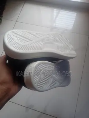 Men's Shoe