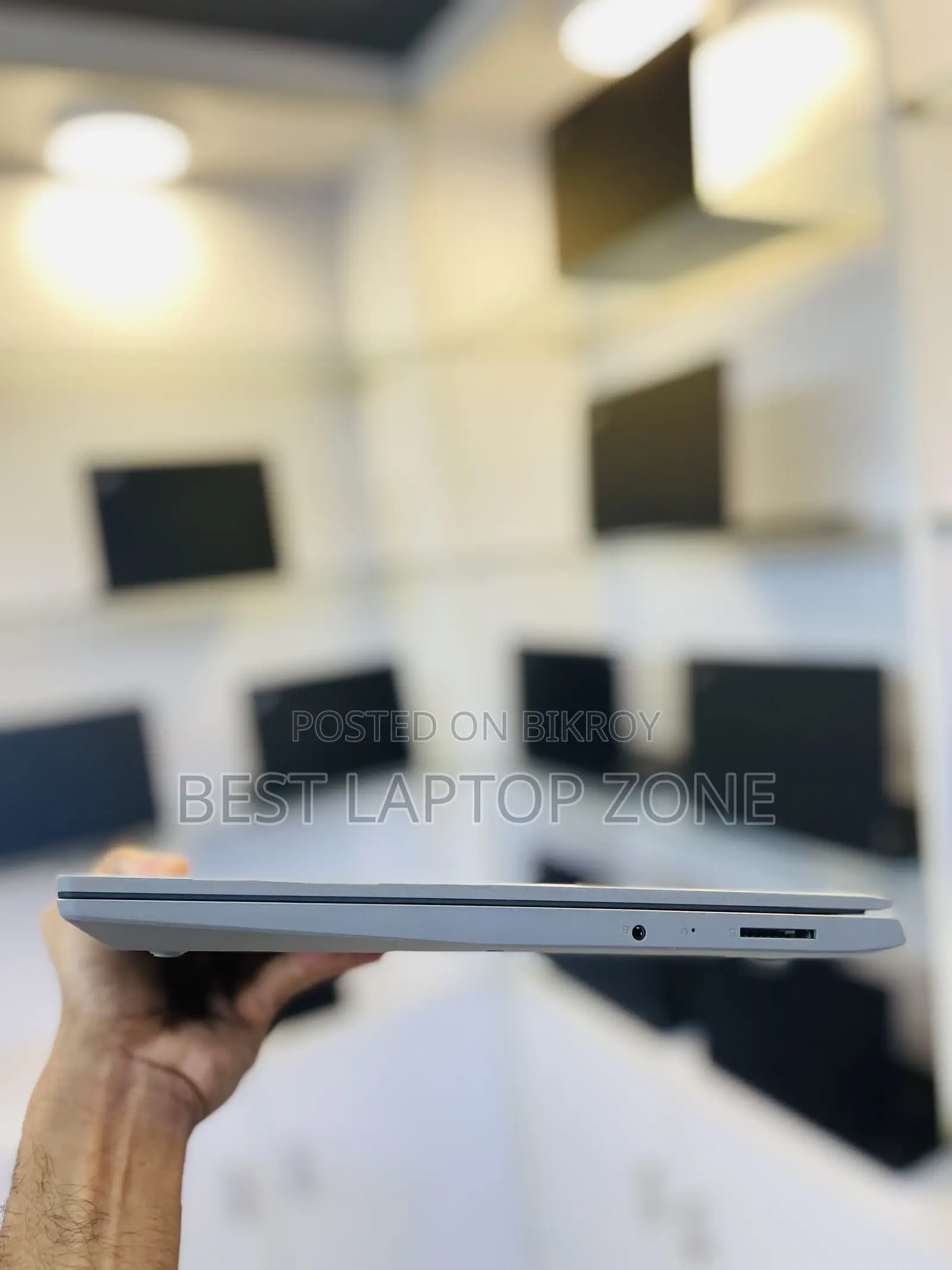 Laptop Lenovo 8GB Intel SSD 256GB