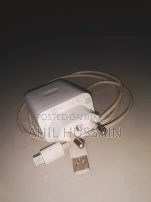 রিয়েলমি অরিজিনাল চার্জার
