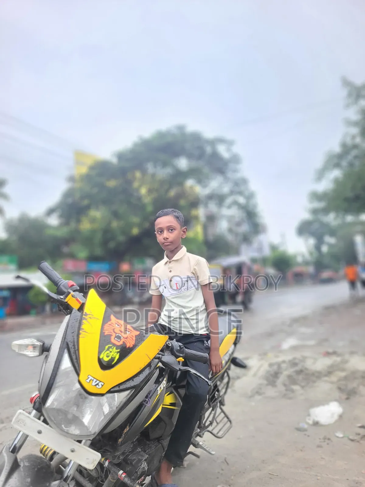 TVS Stryker 125 2026 Yellow