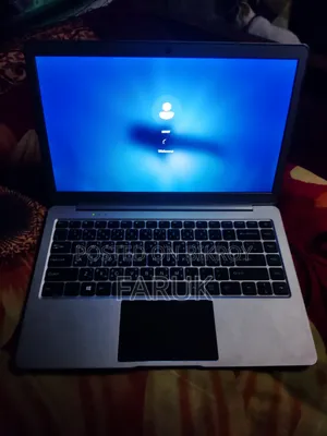 Laptop 8GB Intel Celeron SSD 256GB
