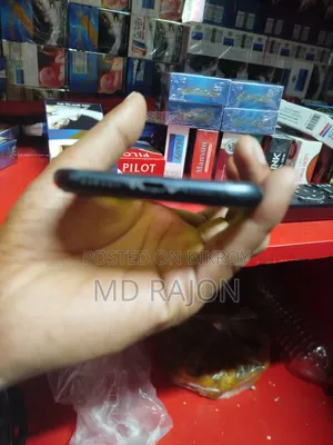 Apple iPhone XR 64 GB Black