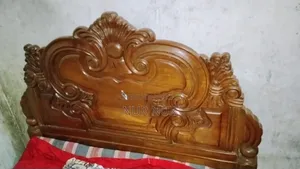 মেহগনি কাঠ এর সিঙ্গেল খাট