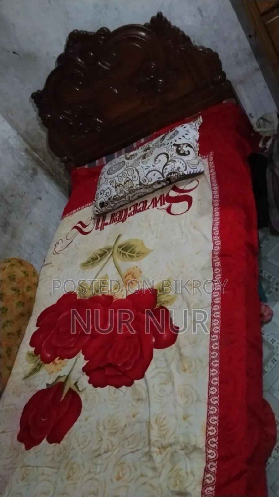মেহগনি কাঠ এর সিঙ্গেল খাট