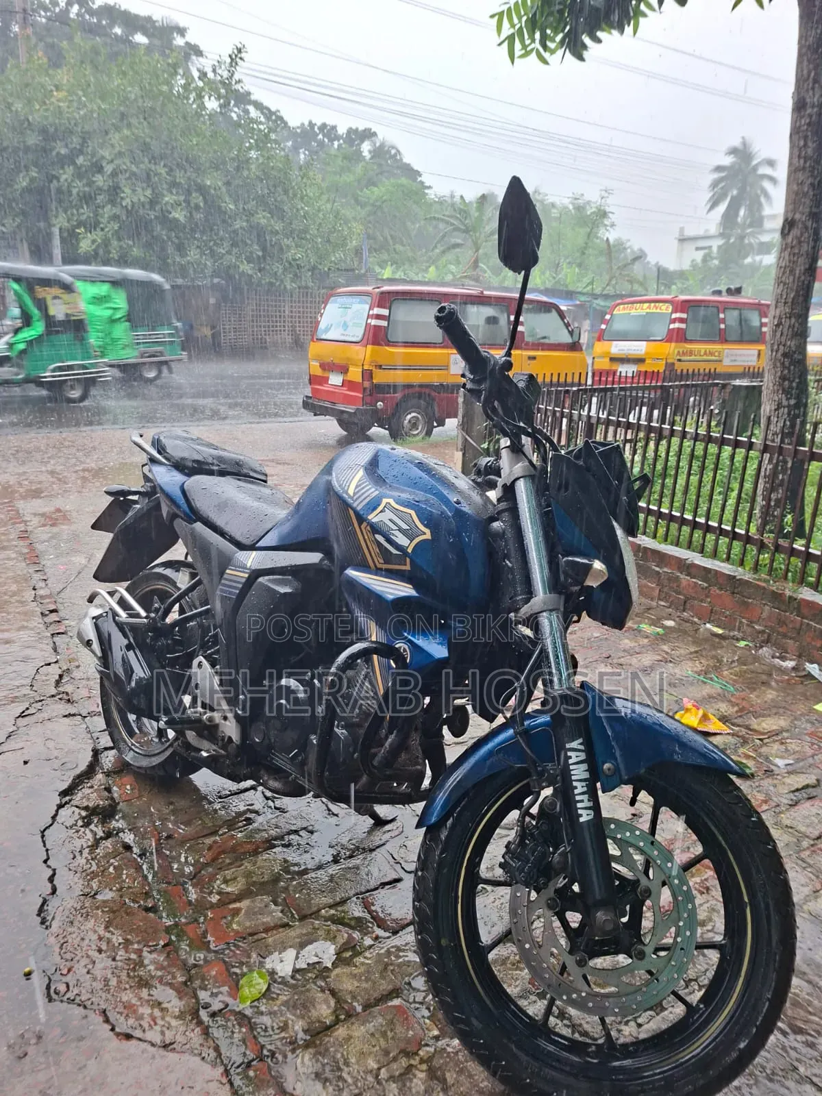 ইয়ামাহা এফজেড ২০২০ নীল