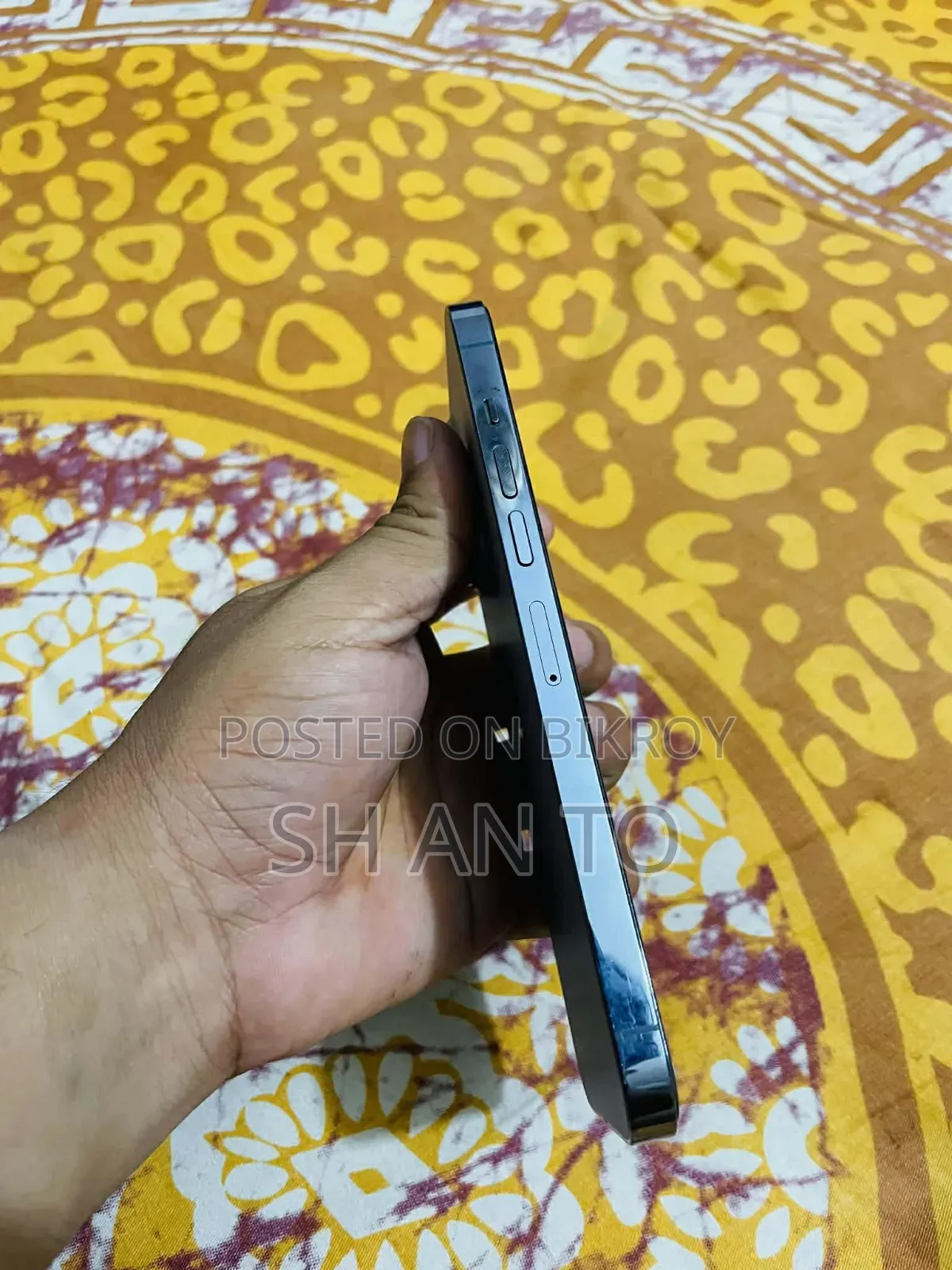 অ্যাপল আইফোন ১৩ প্রো ম্যাক্স ১২৮ জিবি নীল