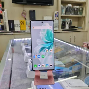 Vivo V30e 128 GB Red