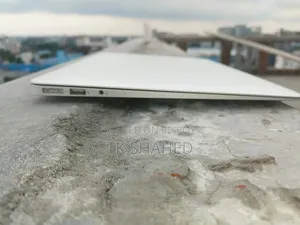 Laptop Apple MacBook Air 8GB Intel Core I7 SSD 256GB