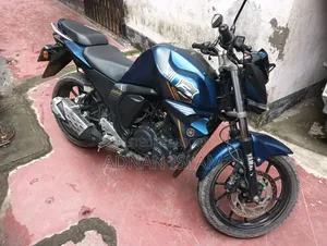 Yamaha 2021 Blue
