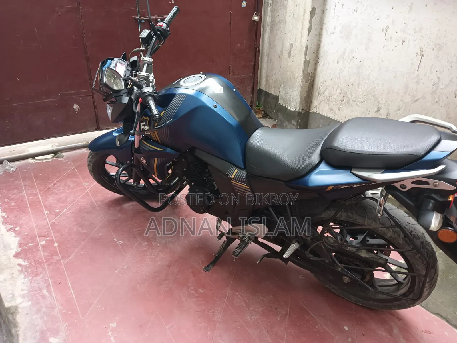 Yamaha 2021 Blue