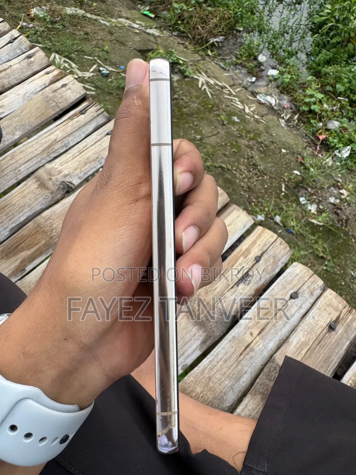 Samsung Galaxy S22 5G 256 GB Gold