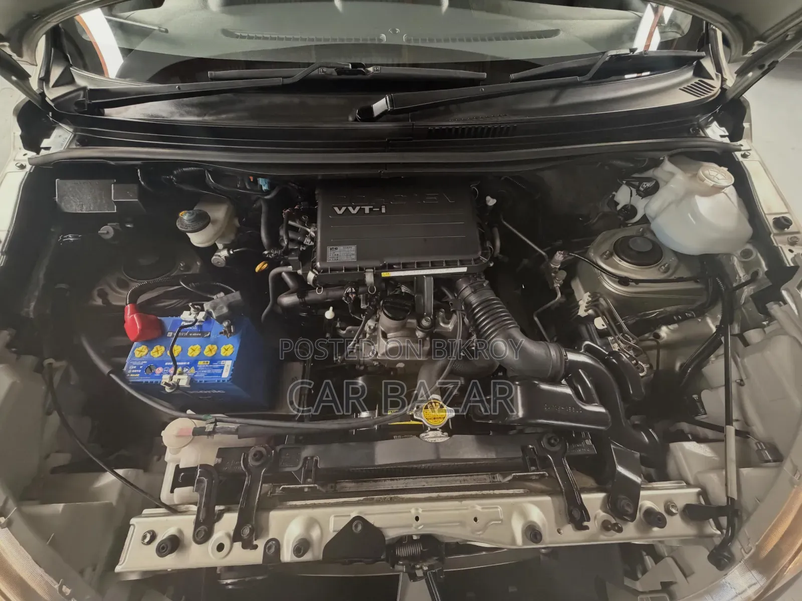 Toyota Rush 1.5 RWD 2011 Gold