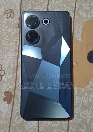 Tecno Camon 20 256 GB Purple