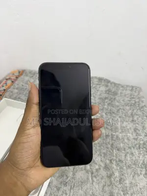 Apple iPhone 11 64 GB Black