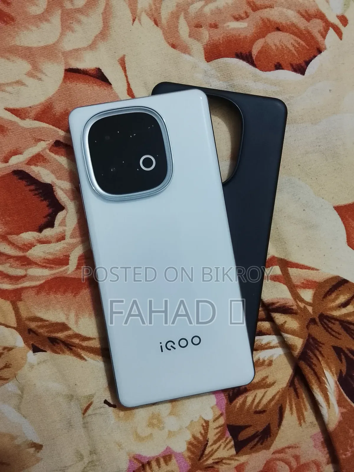 iQOO Z10 256 GB White
