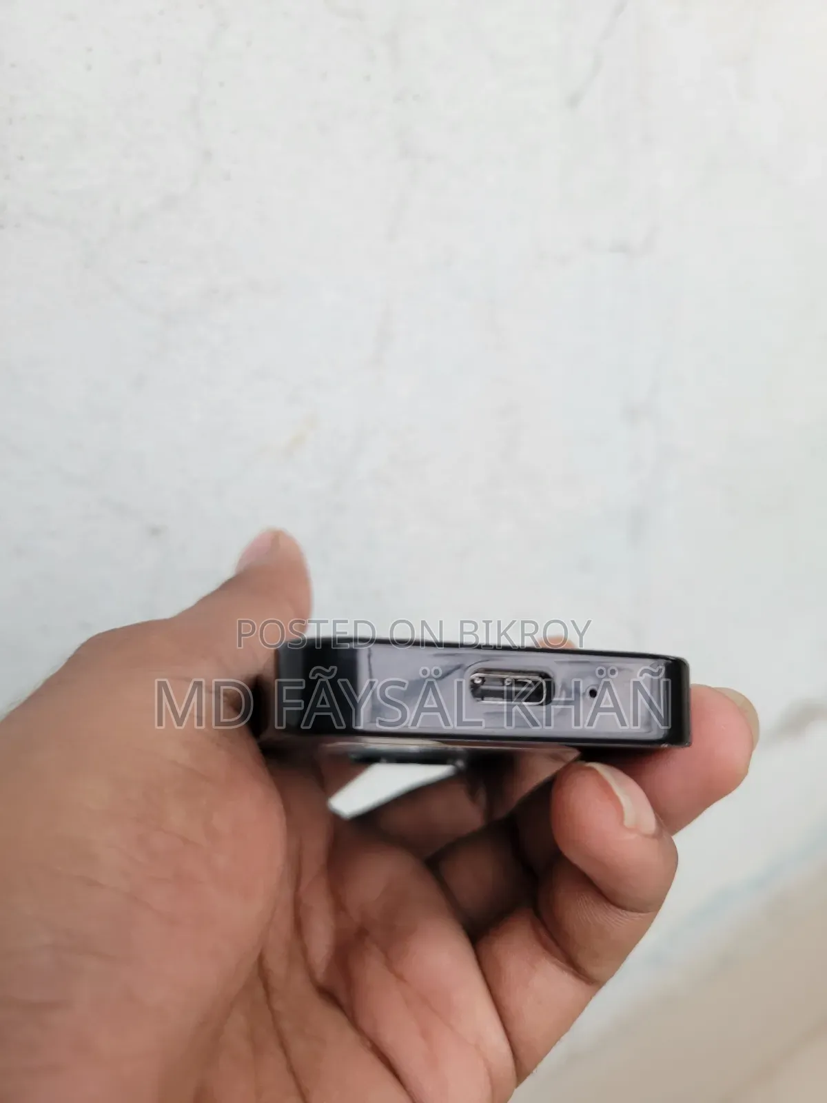 New Mobile Phone 64 GB Black