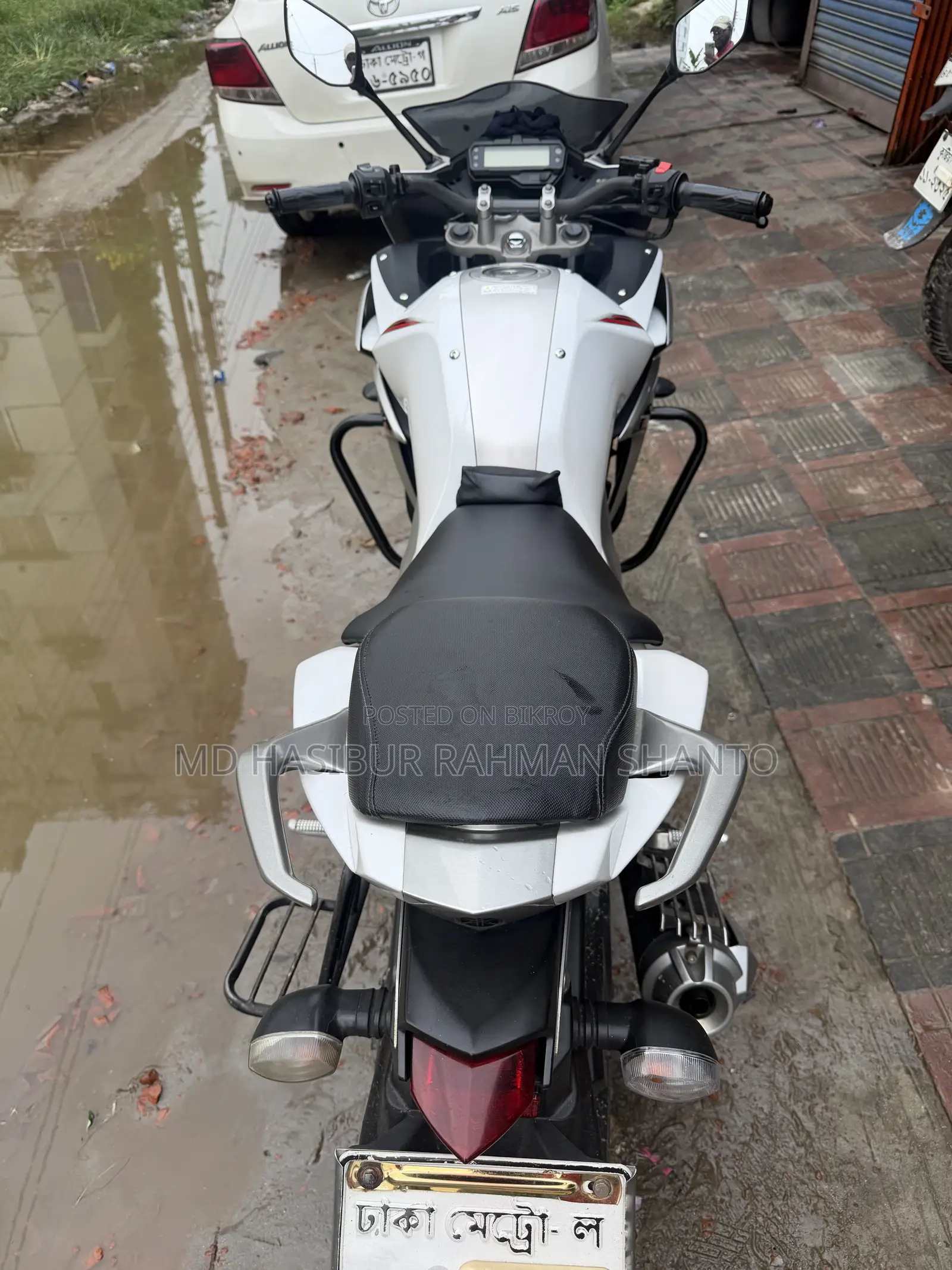 Yamaha 2017 White