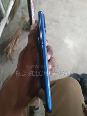 Symphony ATOM 32 GB Blue