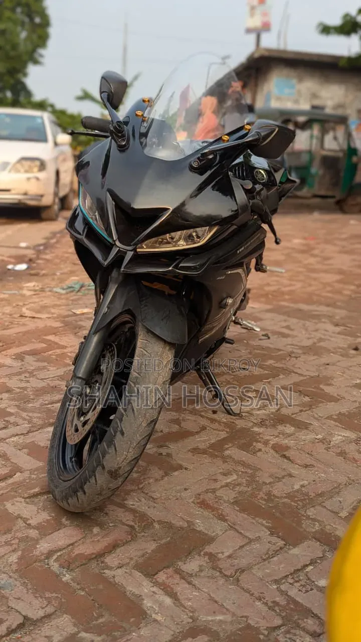 Yamaha R15 V3 2020 Black