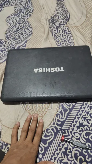Laptop Toshiba Satellite C665 4GB Intel Core 2 Duo SSD 128GB