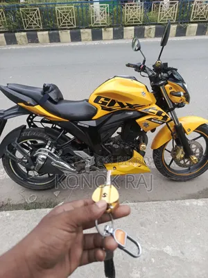 Suzuki Gixxer Monotone 2025 Yellow