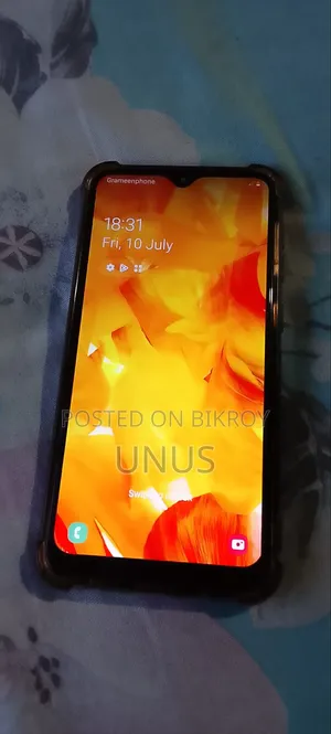 Samsung Galaxy M10 32 GB Bronze