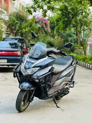 Suzuki Burgman 125 2024 Black