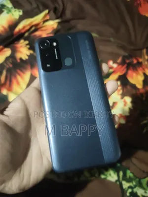 Tecno Spark 8C 64 GB Blue