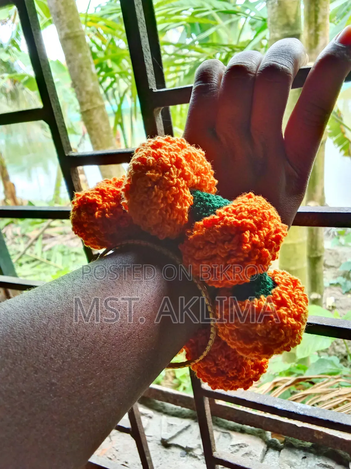 গাঁদা ফুলের গাজরা