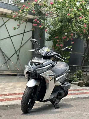 Yamaha 2024 Black