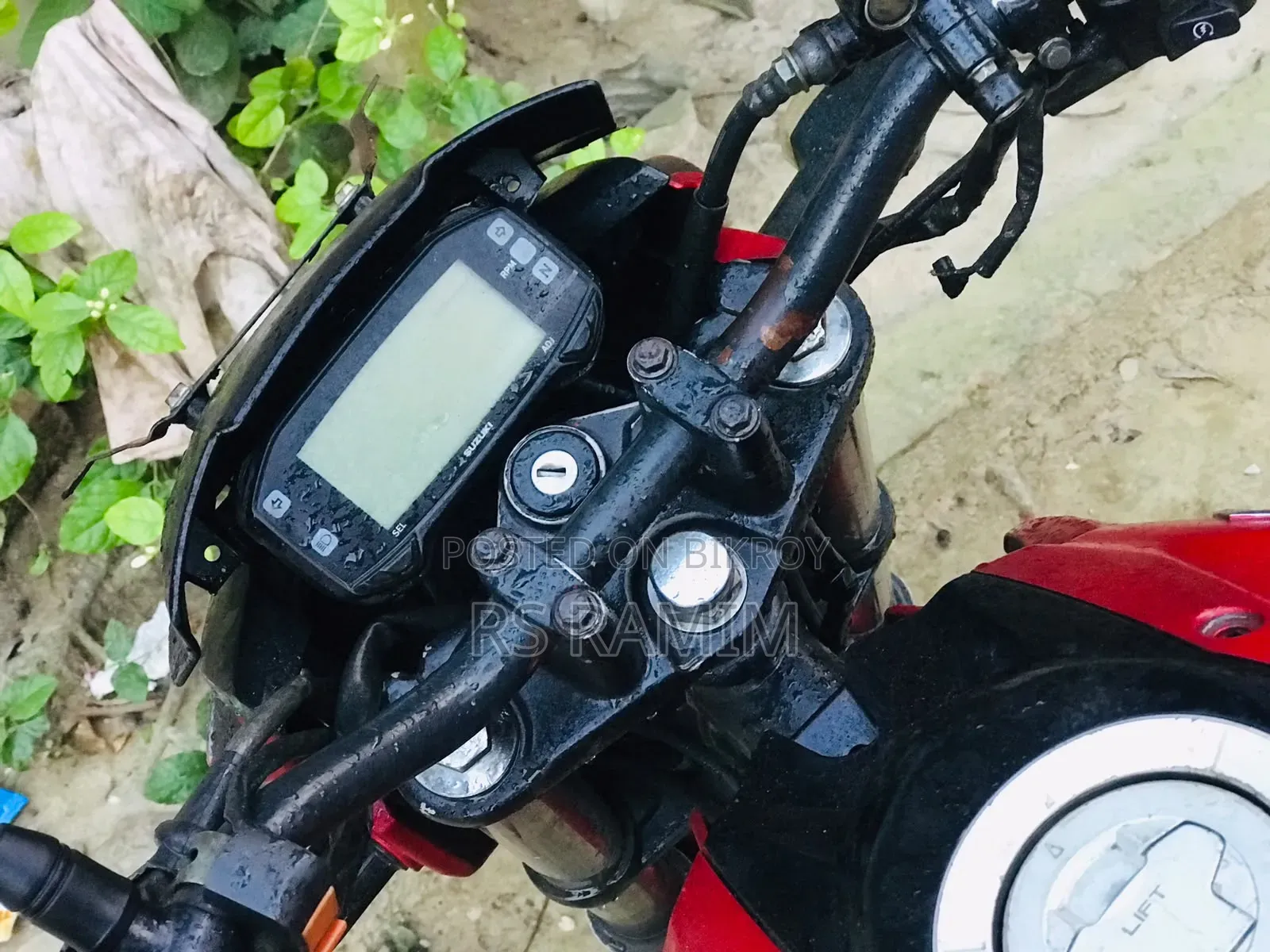 Suzuki Gixxer Monotone 2017 Red