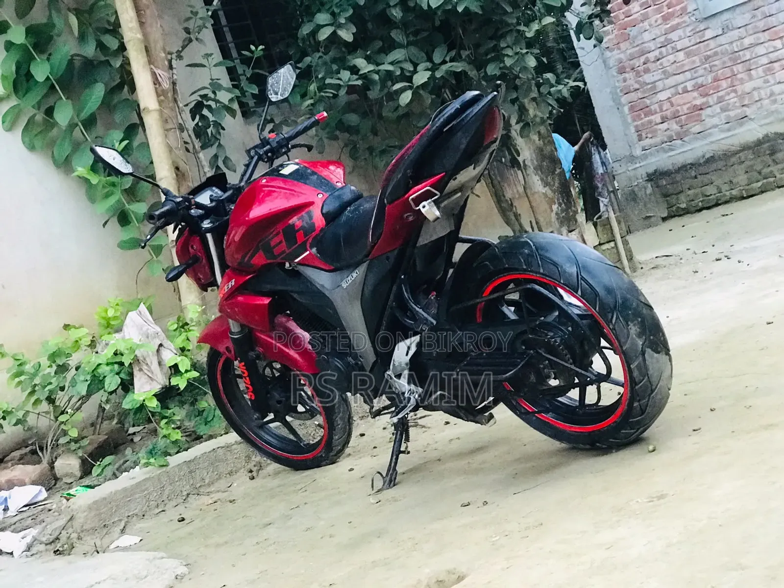 Suzuki Gixxer Monotone 2017 Red