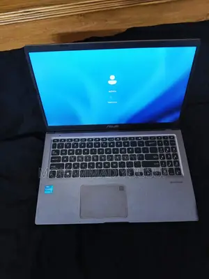 Laptop Asus Vivobook 15 8GB Intel Core i5 SSD 512GB
