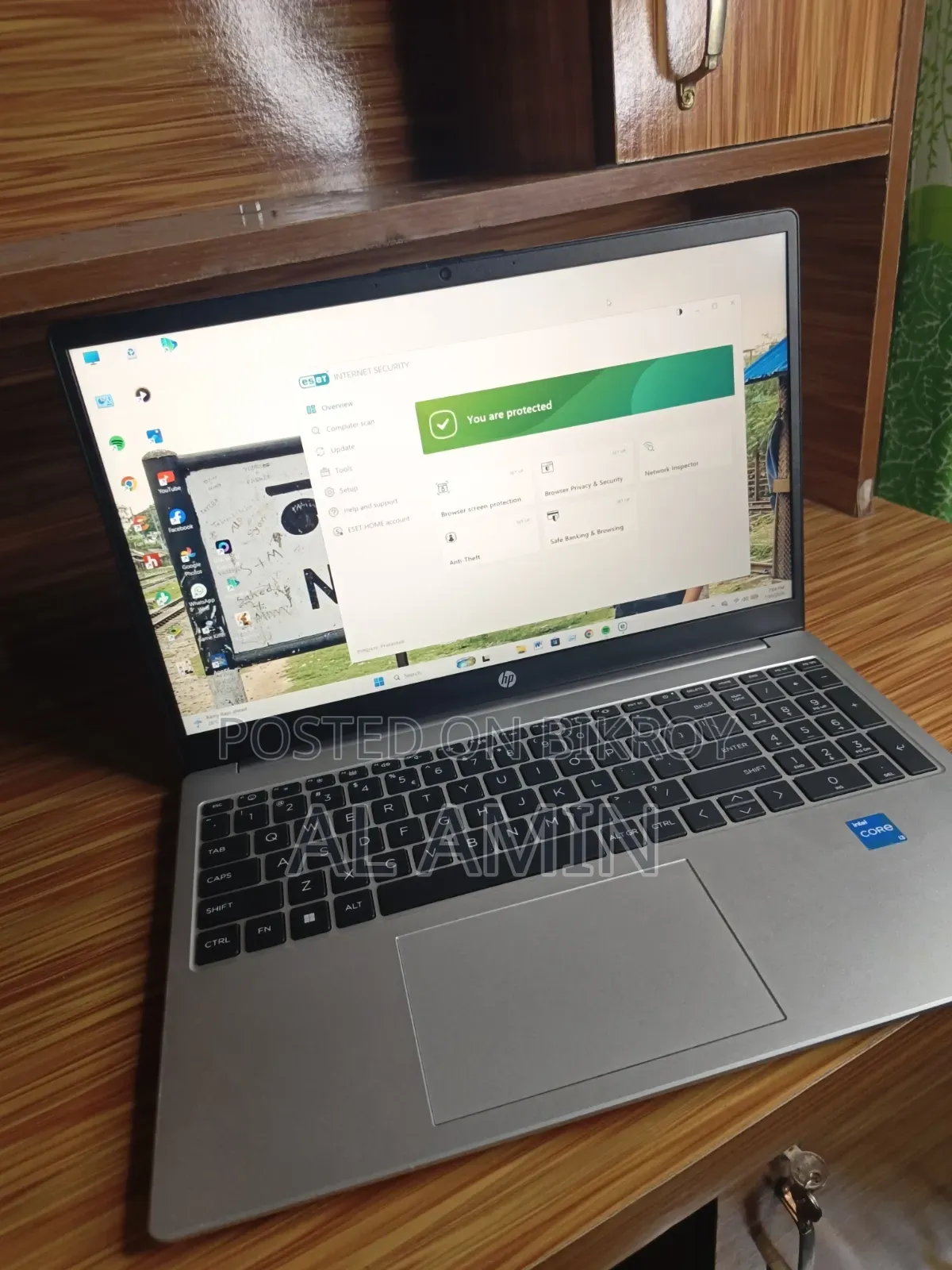 Laptop HP 250 G10 8GB Intel Core i3 HDD+SSD 1TB