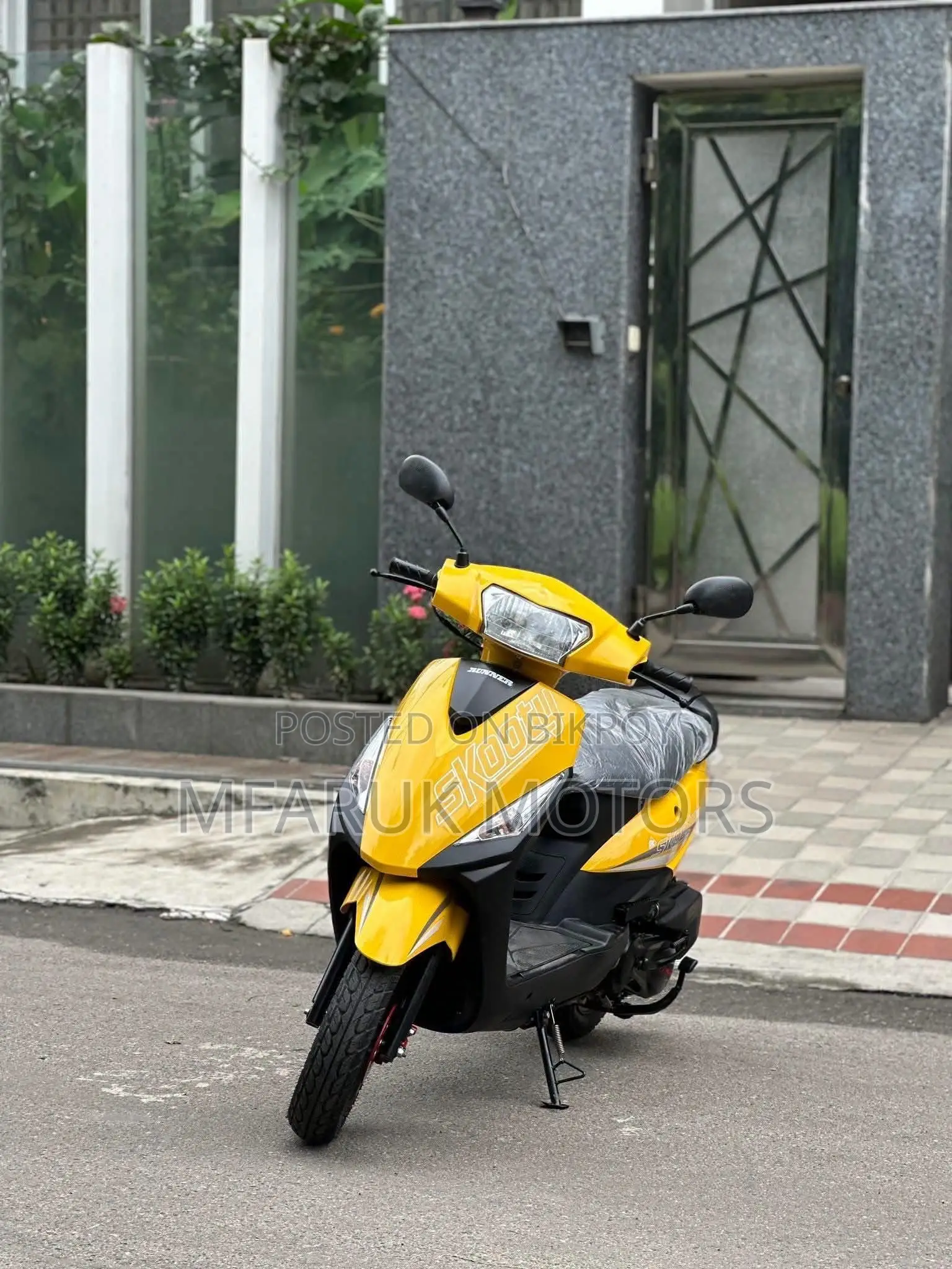 Runner Kite + 110 2026 Yellow