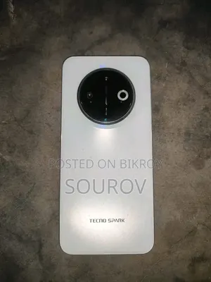 টেকনো স্পার্ক ৩০সি ১২৮ জিবি হোয়াইট